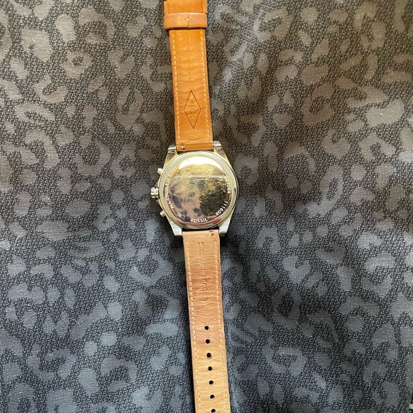 Women’s Fossil Watch - Picture 3 of 4